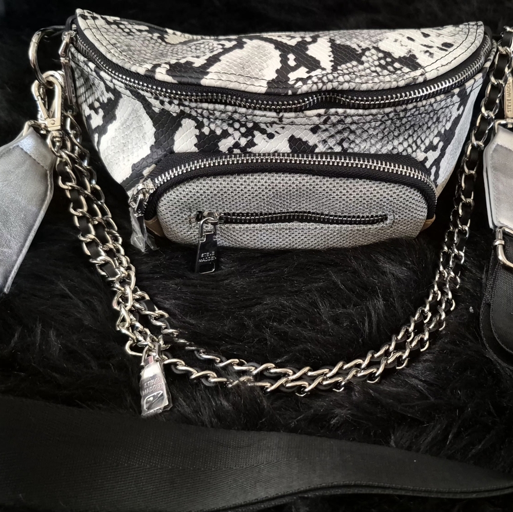 Steve Madden Black and Gray Snakeskin Crossbody/ Fanny Pack Bag